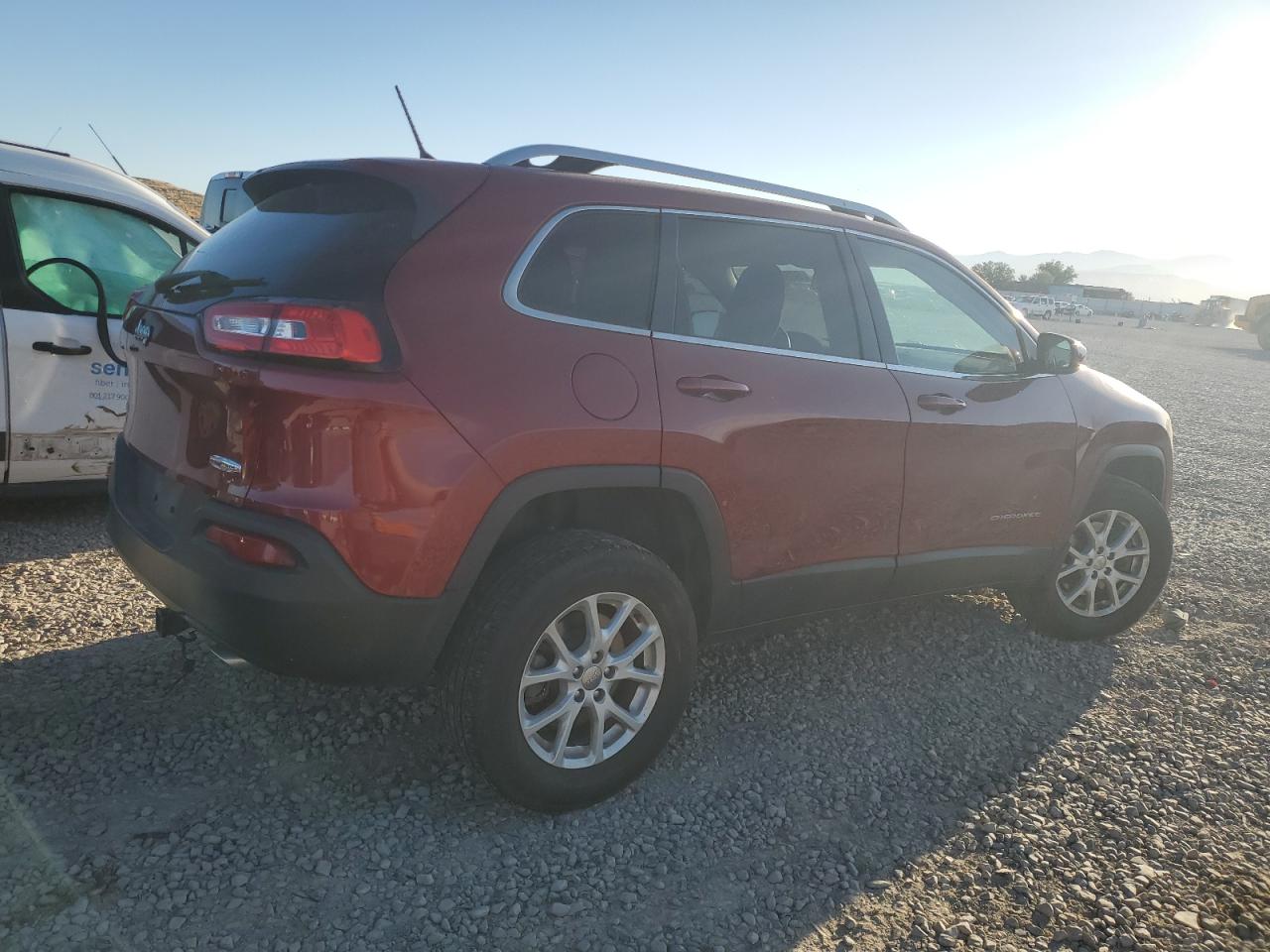 2014 Jeep Grand Cherokee VIN 1C4PJMCS3EW141312 Copart auction photo, side / front end damage thumbnail 3