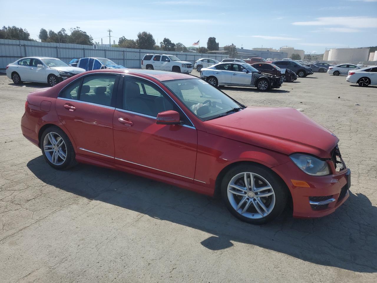 2014 Mercedes-Benz C-klasse VIN WDDGF4HB3EG219470 Copart auction photo, front end damage thumbnail 4