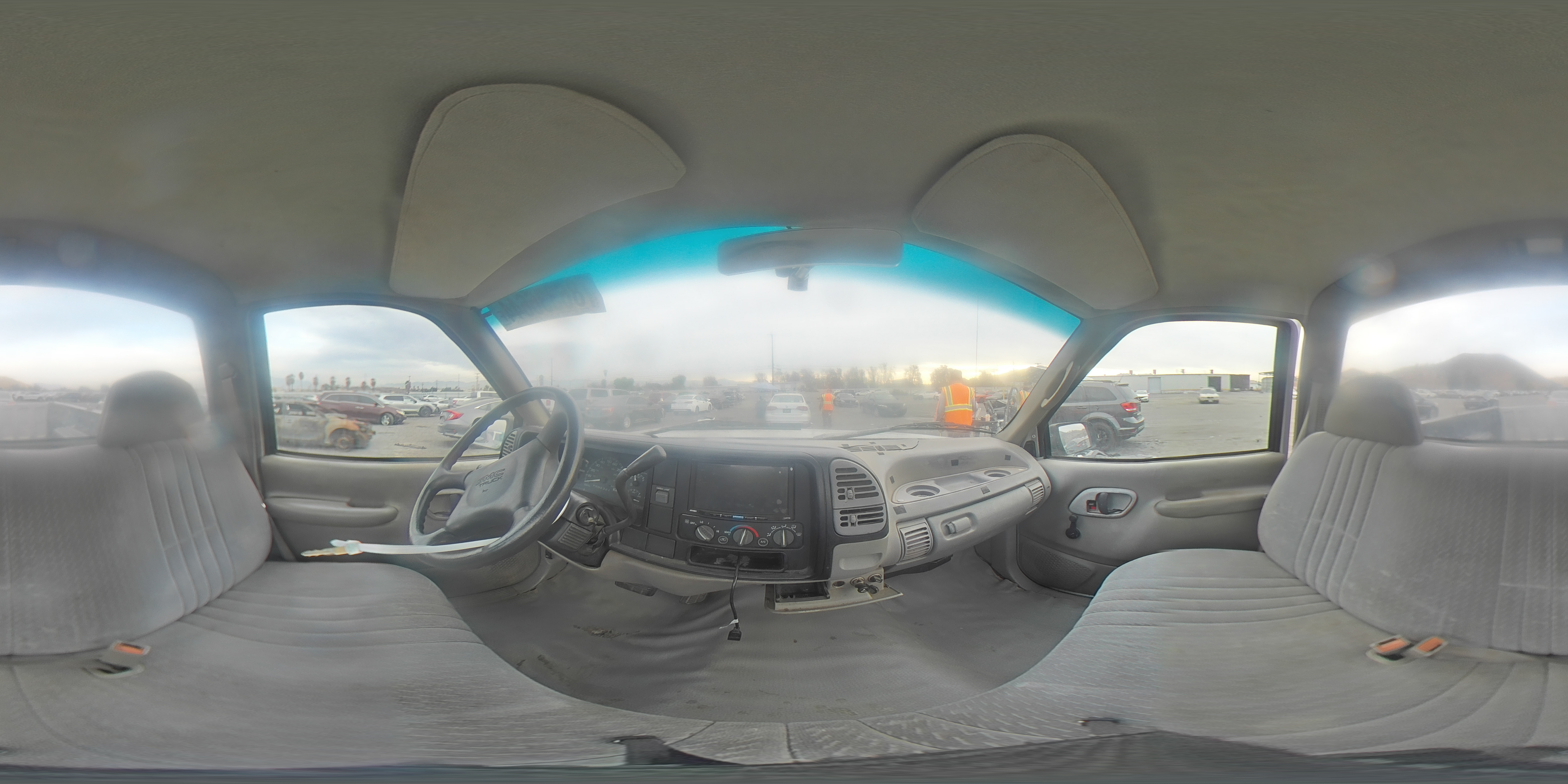 1995 GMC Sierra VIN 1GTGC34K8SE549695 Copart auction photo, all over damage thumbnail 13