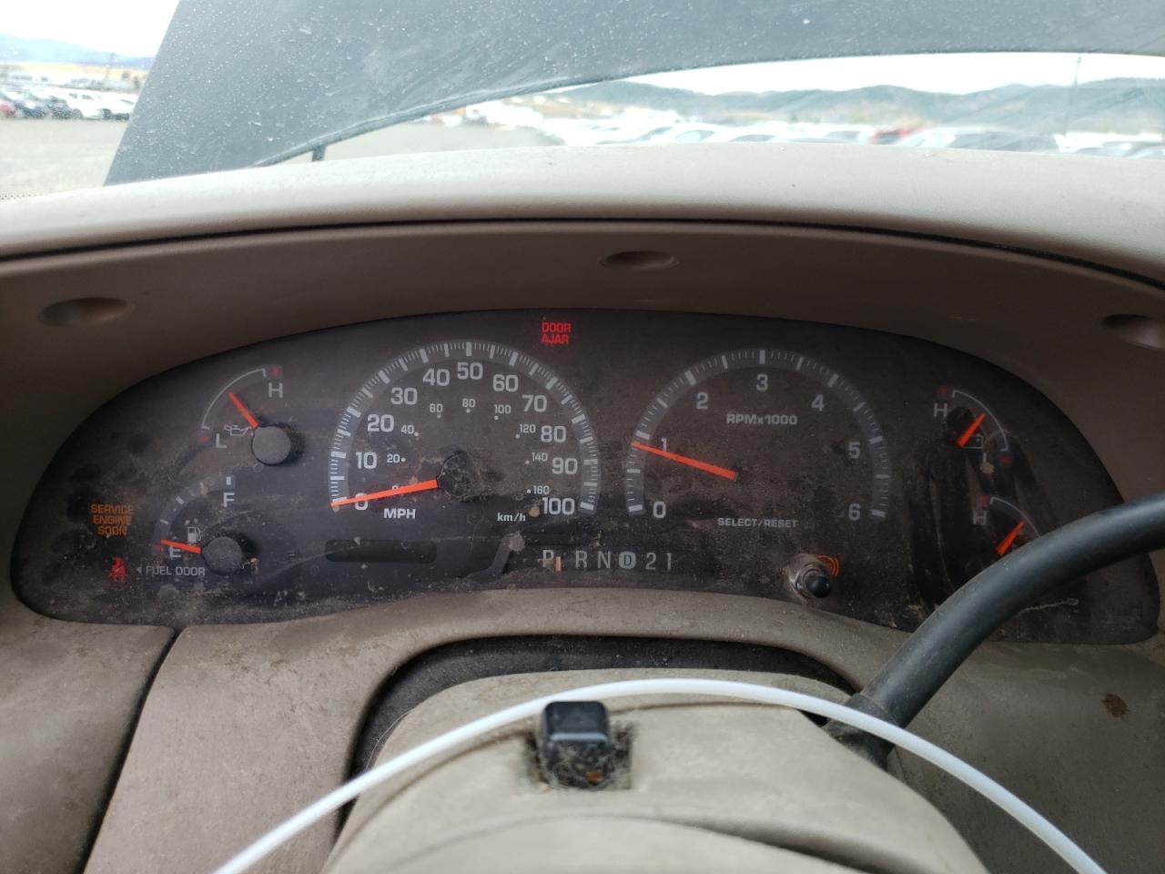 2000 Ford F-150 VIN 2FTRX18L1YCA33732 Copart auction photo, all over / minor dent/scratches damage thumbnail 9
