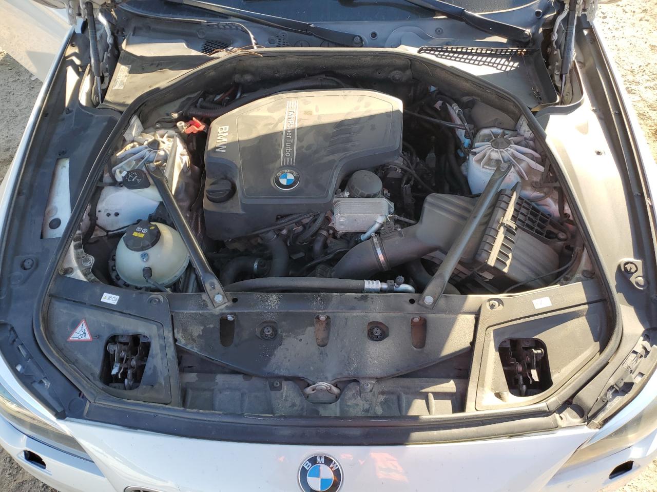 2015 BMW 5er VIN WBA5A7C52FD627185 Copart auction photo, water/flood damage thumbnail 11