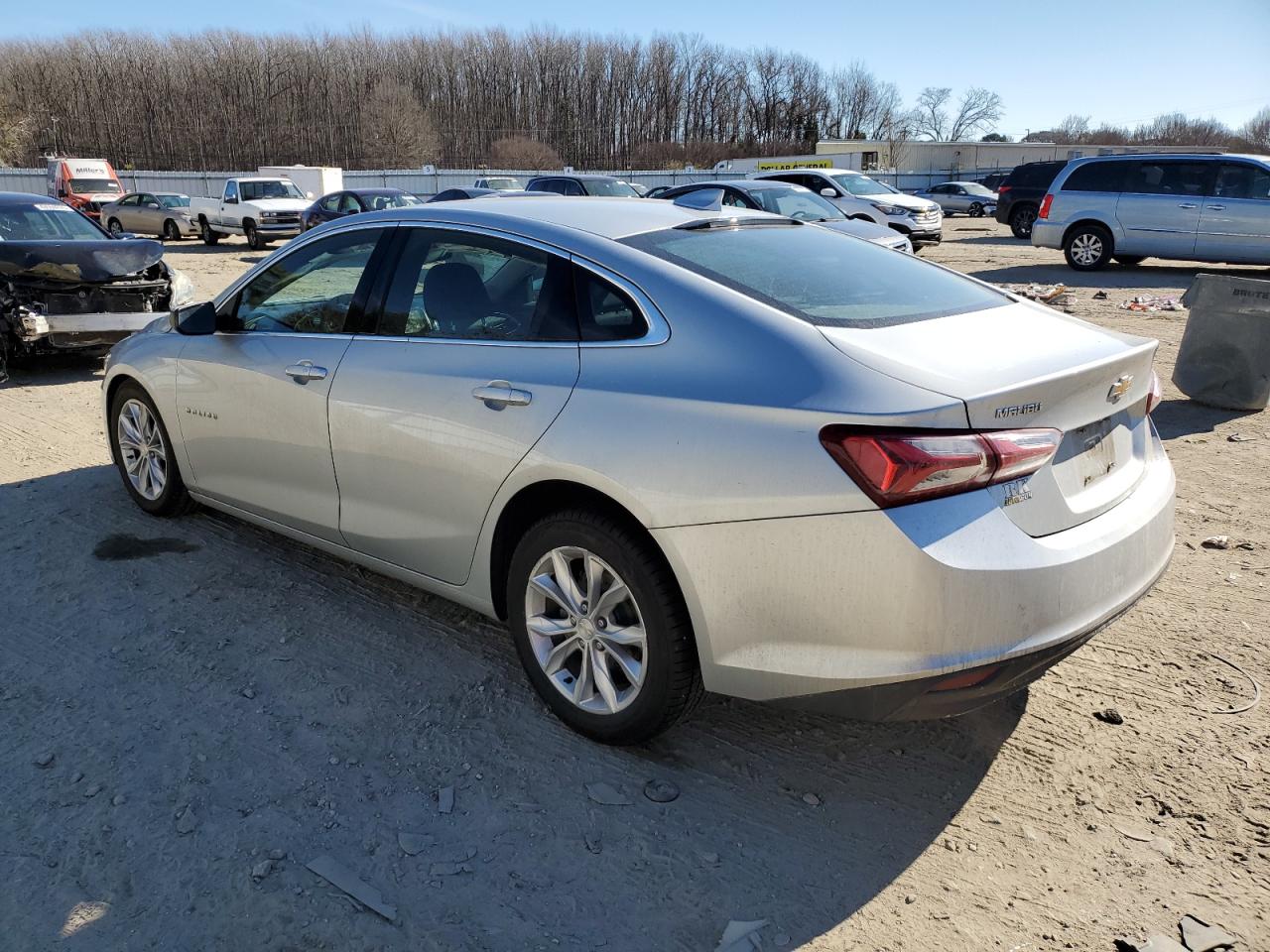 2019 Chevrolet Malibu VIN 1G1ZD5ST2KF143377 Copart auction photo, front end damage thumbnail 2