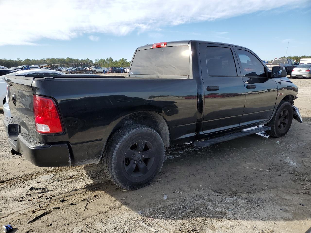 2015 RAM 1500 VIN 1C6RR7SM1FS663121 Copart auction photo, front end damage thumbnail 3