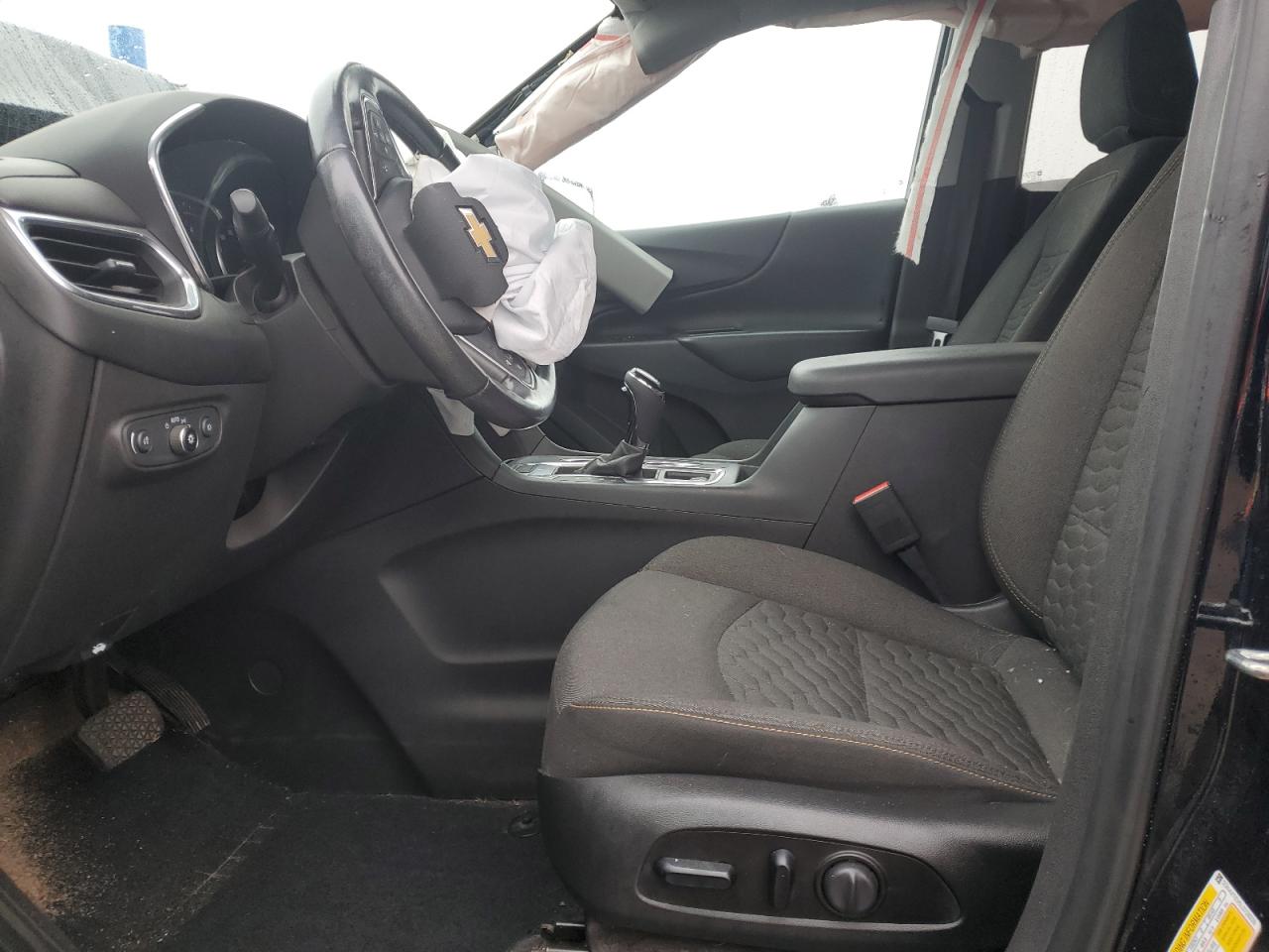 2020 Chevrolet Equinox VIN 3GNAXTEV5LS728326 Copart auction photo, front end / minor dent/scratches damage thumbnail 7