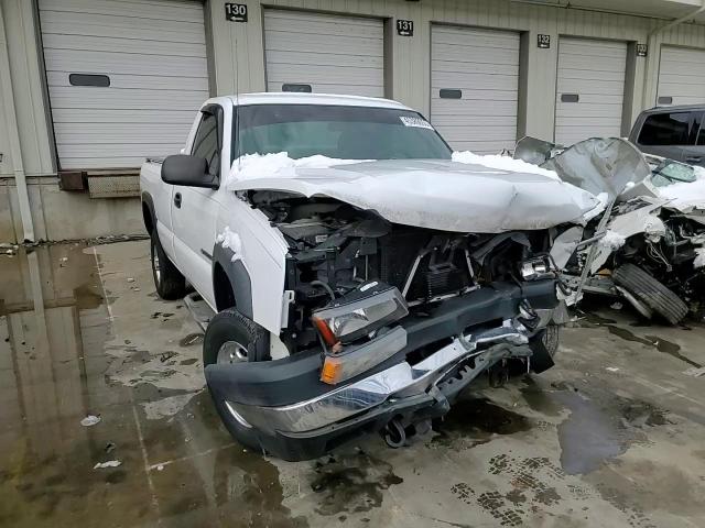 2006 Chevrolet Silverado VIN 1GCHK24U96E106433 Copart auction photo, front end damage thumbnail 11