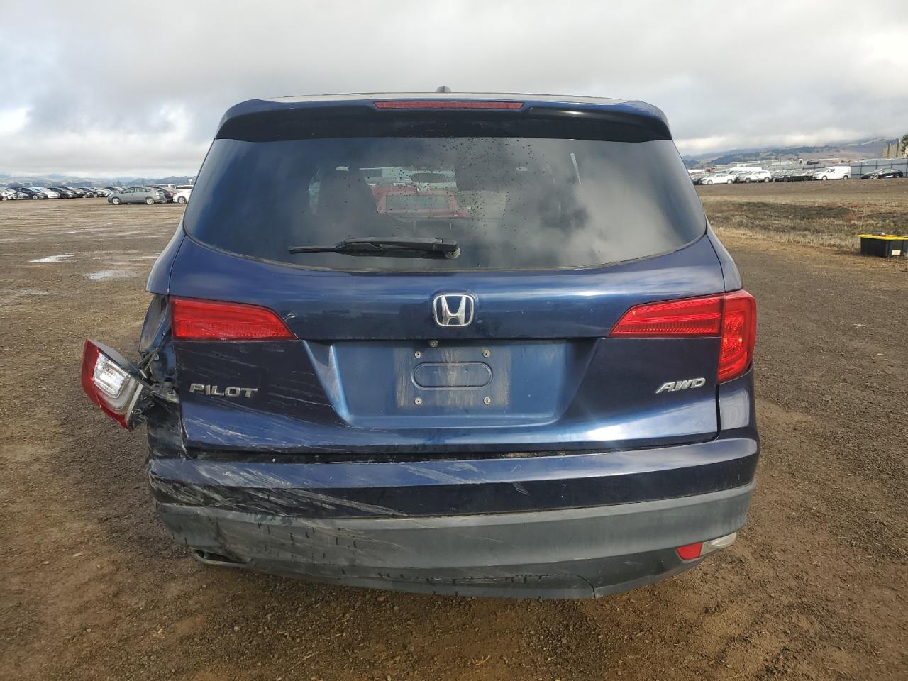 2018 Honda Pilot VIN 5FNYF6H38JB048447 Copart auction photo, side / rear end damage thumbnail 6
