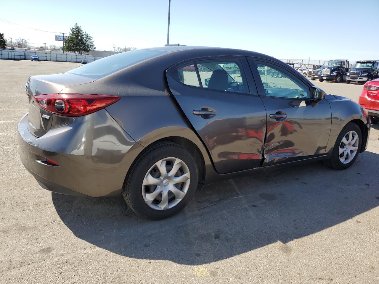 2014 Mazda 3 VIN JM1BM1U72E1135279 Copart auction photo, side / front end damage thumbnail 3
