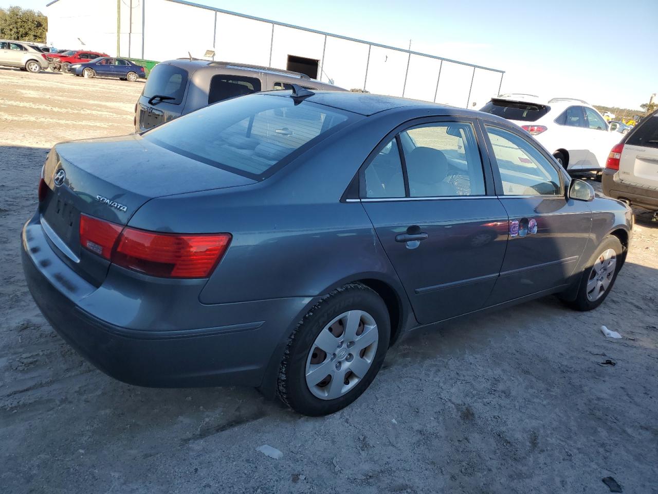 2009 Hyundai Sonata VIN 5NPET46C89H569474 Copart auction photo, side / minor dent/scratches damage thumbnail 3