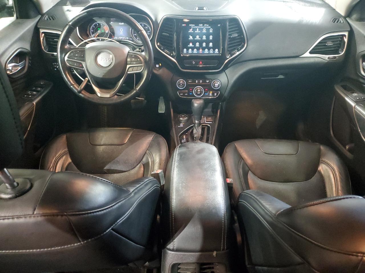 2019 Jeep Grand Cherokee VIN 1C4PJMDX6KD490823 Copart auction photo, rear end / undercarriage damage thumbnail 8