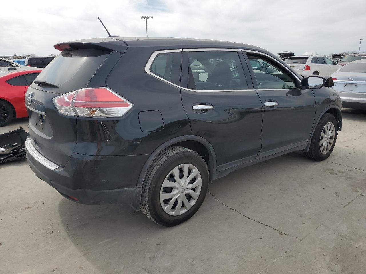 2015 Nissan Rogue VIN KNMAT2MT1FP565580 Copart auction photo, front end / hail damage thumbnail 3