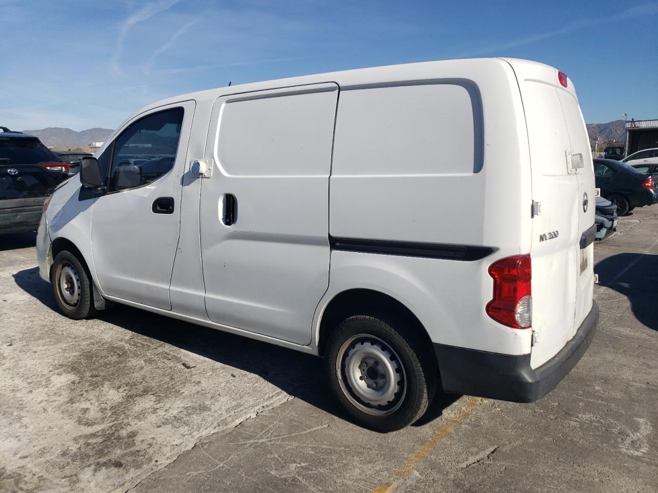 2015 Nissan NV VIN 3N6CM0KN5FK734724 Copart auction photo, front end damage thumbnail 2