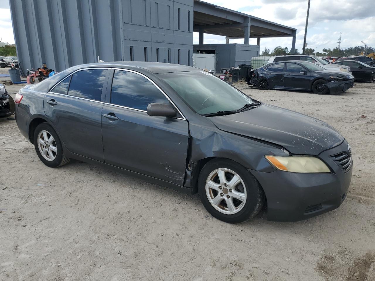 2007 Toyota Camry VIN 4T1BE46K77U630249 Copart auction photo, front end / minor dent/scratches damage thumbnail 4