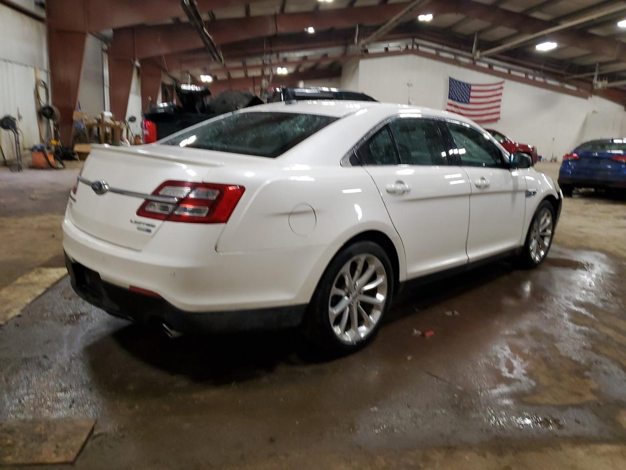 2018 Ford Taurus VIN 1FAHP2J82JG132979 Copart auction photo, front end / side damage thumbnail 3
