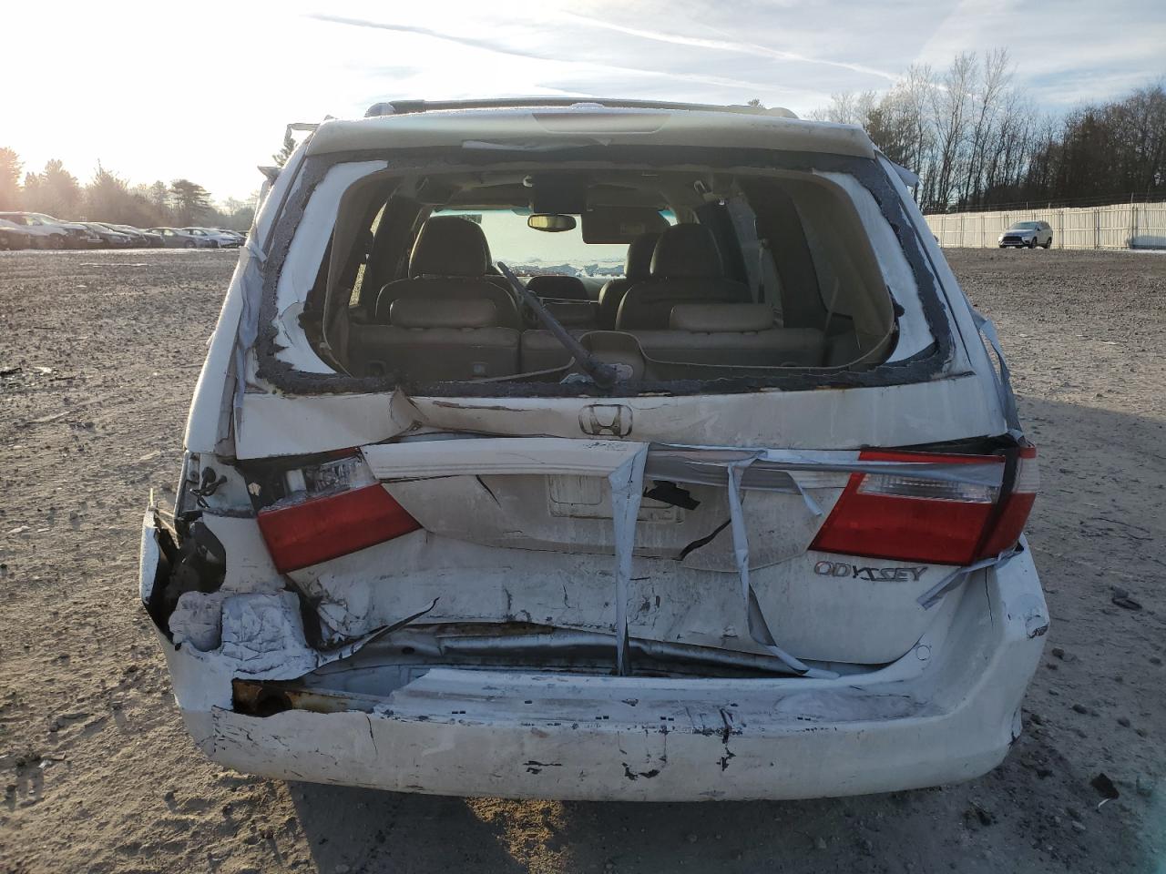 2005 Honda Odyssey VIN 5FNRL38795B053533 Copart auction photo, rear end damage thumbnail 6