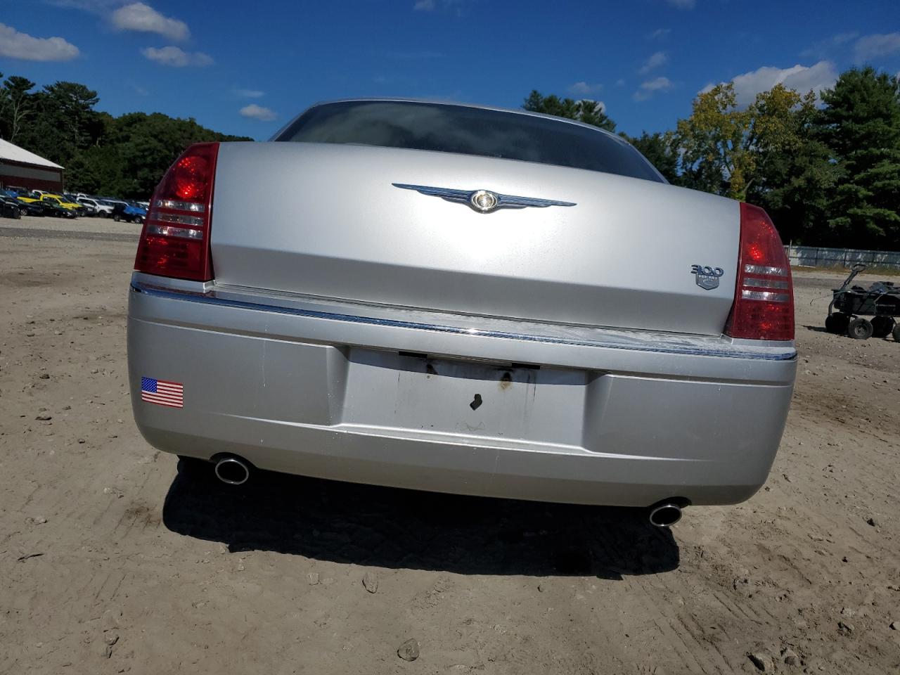 2005 Chrysler 300 VIN 2C3JA63H25H635749 Copart auction photo, burn - engine damage thumbnail 6