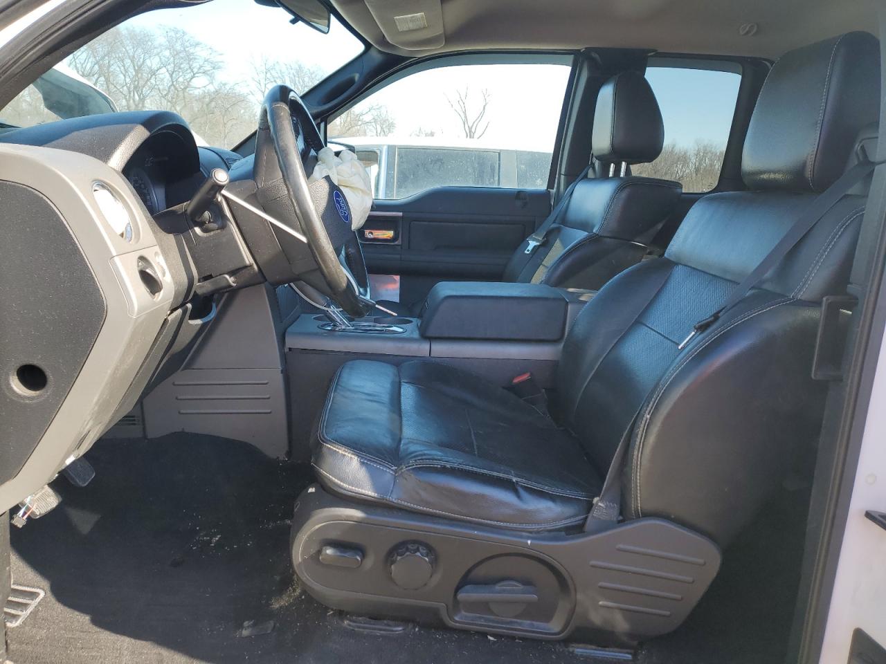 2004 Ford F-150 VIN 1FTPX04574KD02959 Copart auction photo, front end damage thumbnail 7