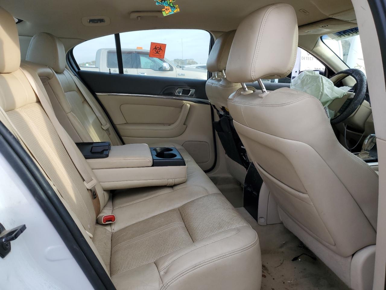 2012 Lincoln MKS VIN 1LNHL9ER0CG806966 Copart auction photo, front end / minor dent/scratches damage thumbnail 11