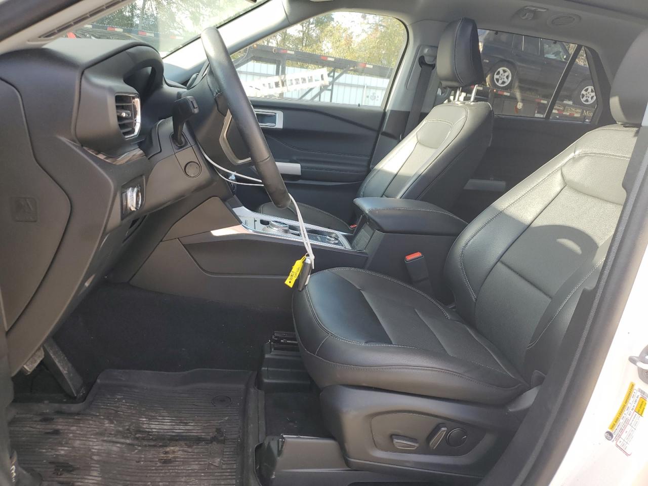 2023 Ford Explorer VIN 1FMSK8FHXPGA52490 Copart auction photo, top/roof / minor dent/scratches damage thumbnail 7
