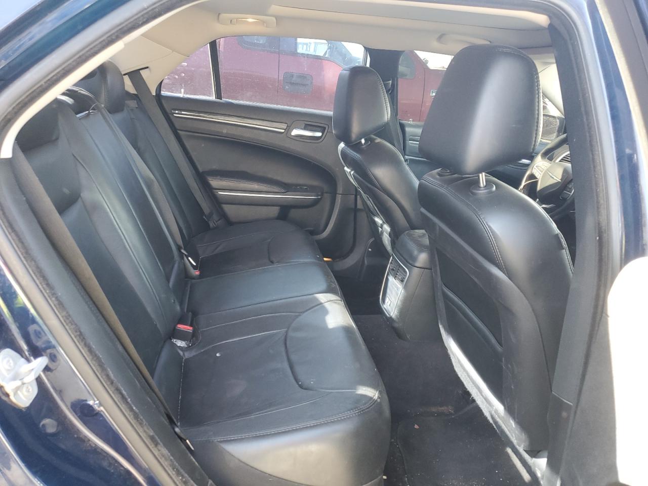 2016 Chrysler 300 VIN 2C3CCAAG4GH268534 Copart auction photo, front end / normal wear damage thumbnail 10