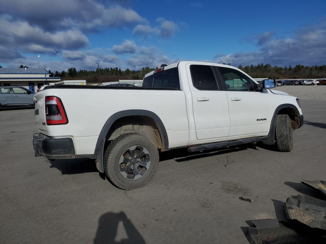 2019 RAM 1500 VIN 1C6SRFET7KN824093 Copart auction photo, front end / undercarriage damage thumbnail 3
