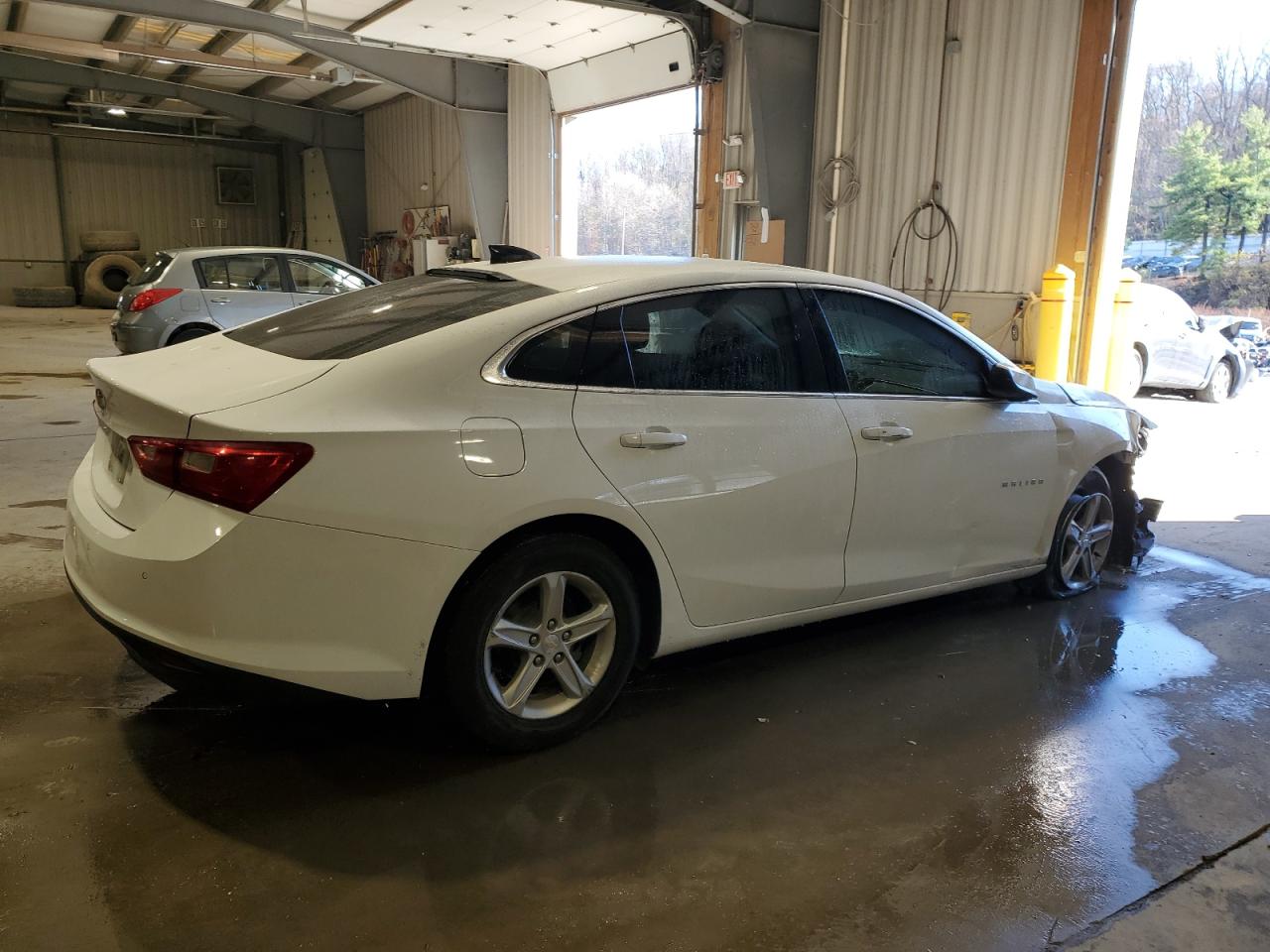 2020 Chevrolet Malibu VIN 1G1ZC5ST6LF146626 Copart auction photo, front end damage thumbnail 3