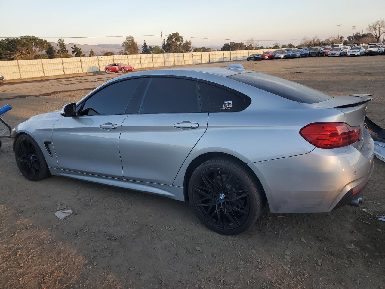 2017 BMW 4er VIN WBA4F7C34HG788828 Copart auction photo, front end / side damage thumbnail 2