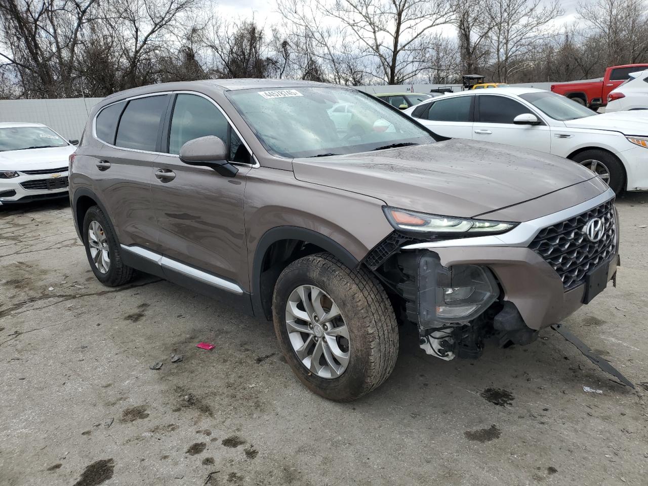 2019 Hyundai Santa Fe VIN 5NMS2CAD5KH117646 Copart auction photo, front end damage thumbnail 4