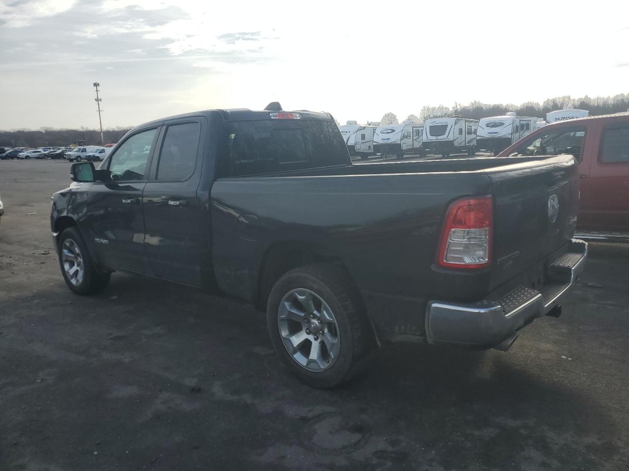 2019 RAM 1500 VIN 1C6SRFBTXKN903746 Copart auction photo, side damage thumbnail 2