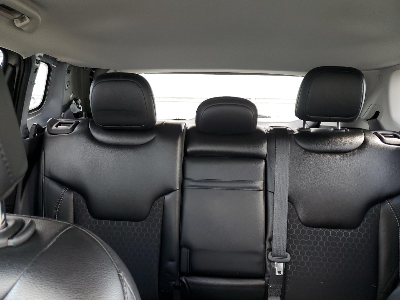 2019 Jeep Compass VIN 3C4NJDBB1KT656304 Copart auction photo, rear end / side damage thumbnail 10