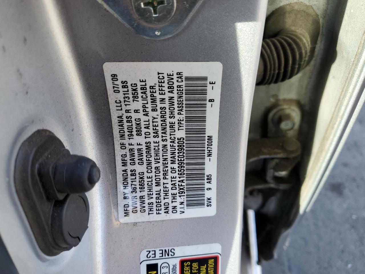 2009 Honda Civic VIN 19XFA16599E039805 Copart auction photo, rear end damage thumbnail 12