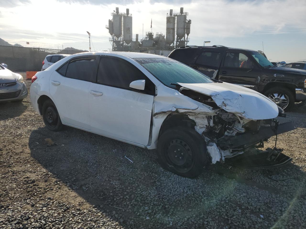 2017 Toyota Corolla VIN 2T1BURHE1HC914535 Copart auction photo, front end damage thumbnail 4