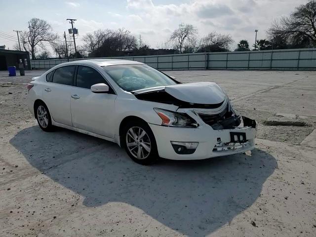 2015 Nissan Altima VIN 1N4AL3AP8FC490502 Copart auction photo, front end damage thumbnail 10