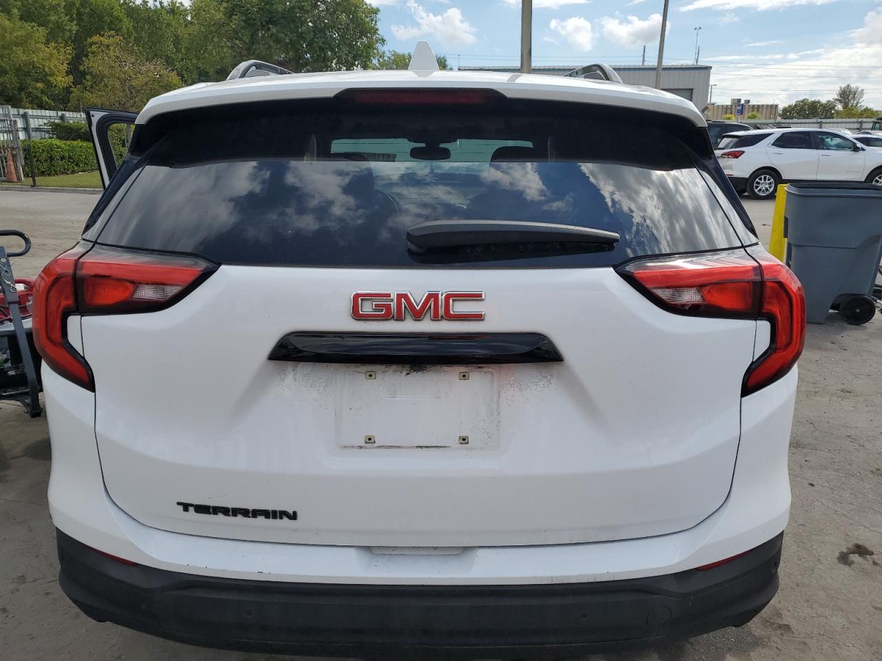 2019 GMC Terrain VIN 3GKALMEV9KL339566 Copart auction photo, front end / side damage thumbnail 6