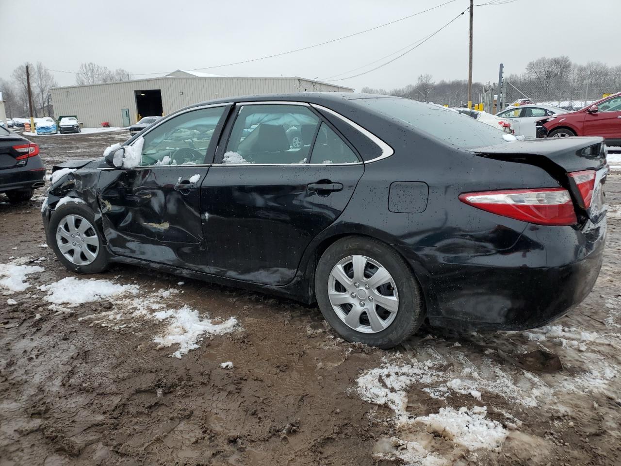2015 Toyota Camry VIN 4T1BD1FK7FU153922 Copart auction photo, front end / side damage thumbnail 2