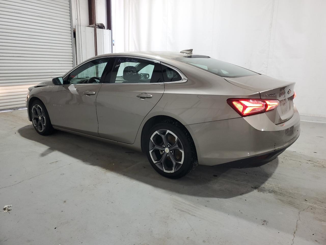 2022 Chevrolet Malibu VIN 1G1ZD5ST0NF116120 Copart auction photo, front end damage thumbnail 2