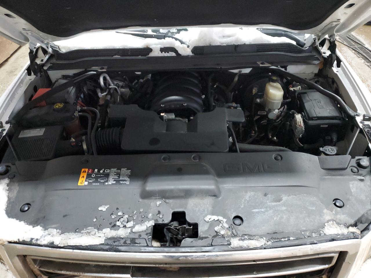 2020 GMC Yukon VIN 1GKS2BKC0LR106944 Copart auction photo, front end / minor dent/scratches damage thumbnail 12