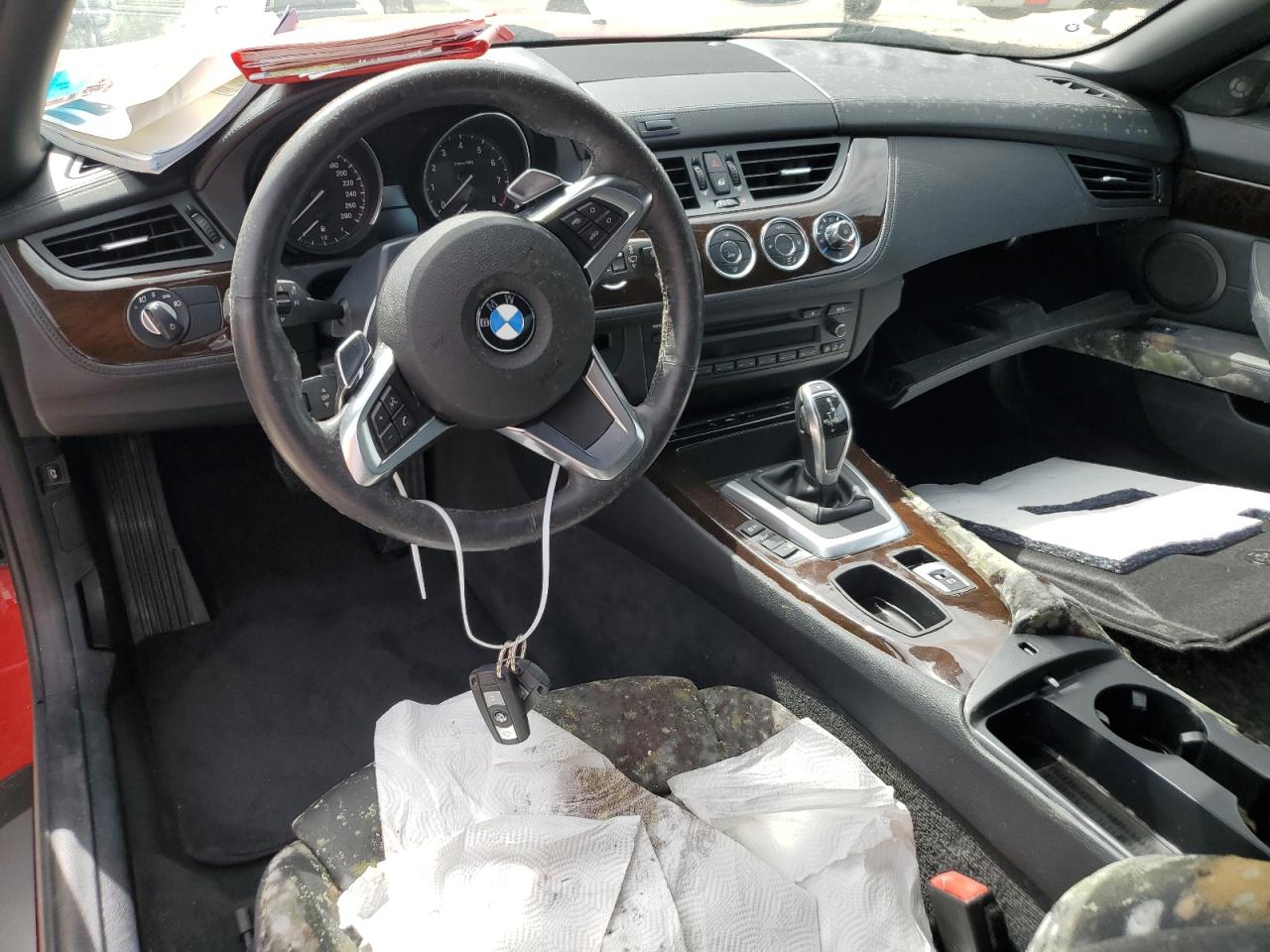 2009 BMW Z4 VIN WBALM73529E351054 Copart auction photo, water/flood damage thumbnail 8