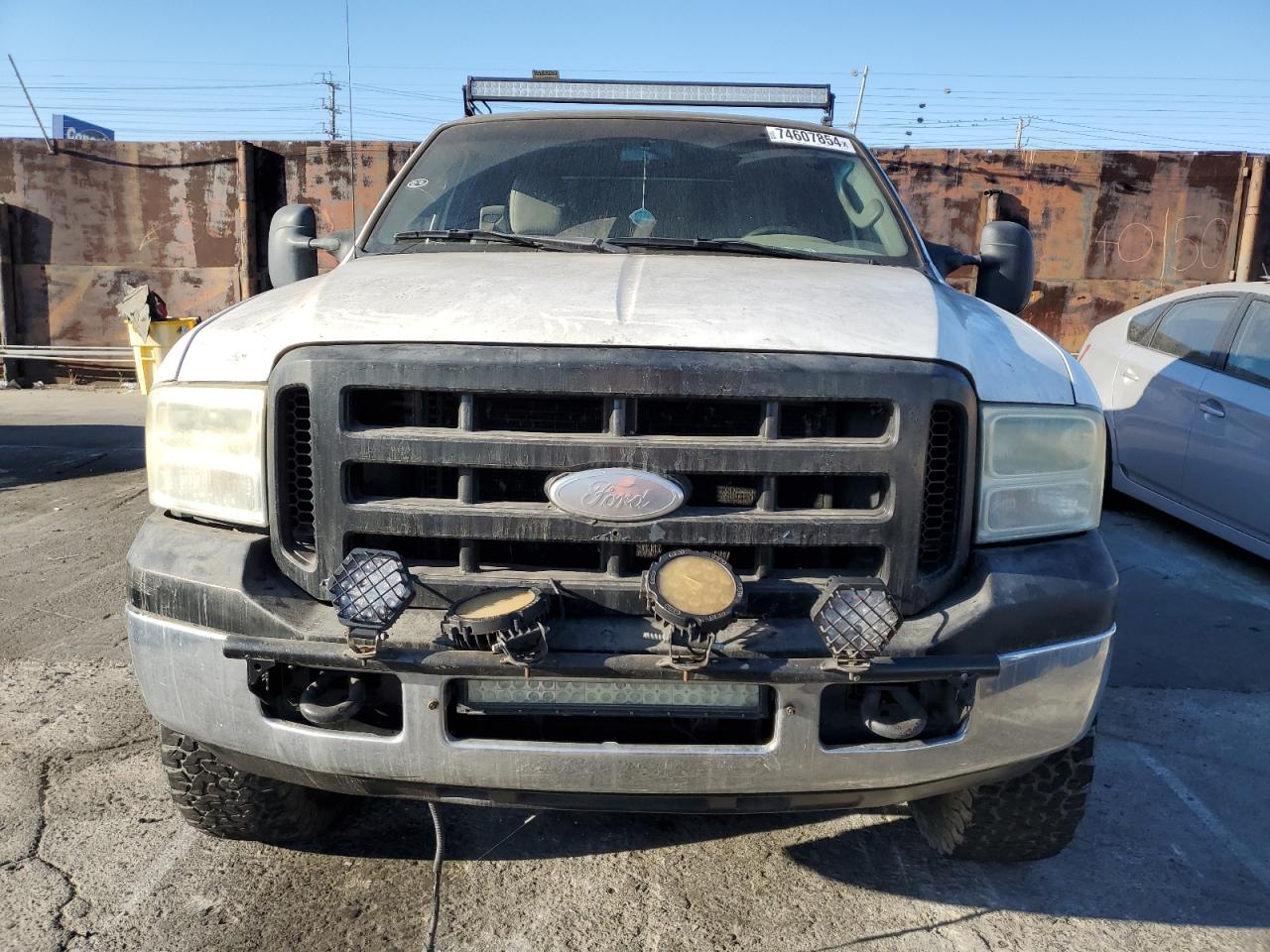 2006 Ford F250 VIN 1FTSX21P76ED23193 Copart auction photo, rear end / minor dent/scratches damage thumbnail 5