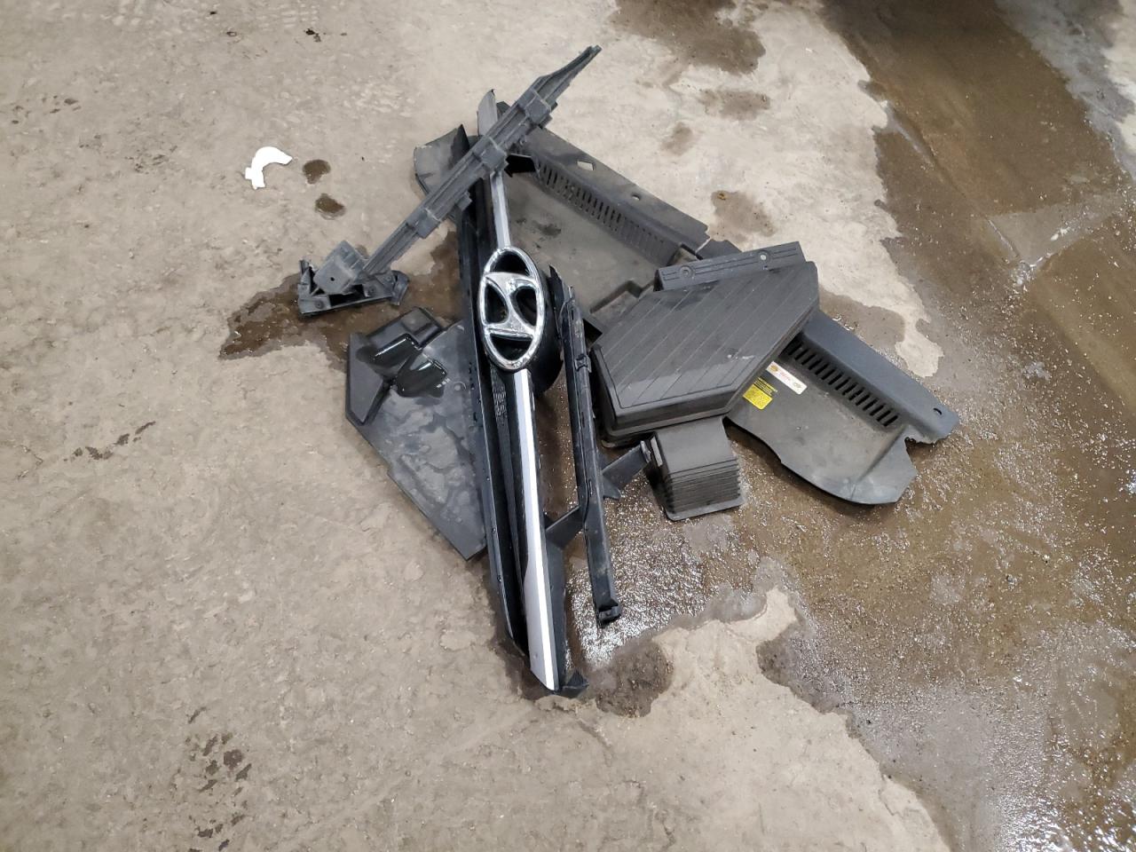 2018 Hyundai Tucson VIN KM8J2CA48JU698283 Copart auction photo, front end damage thumbnail 13