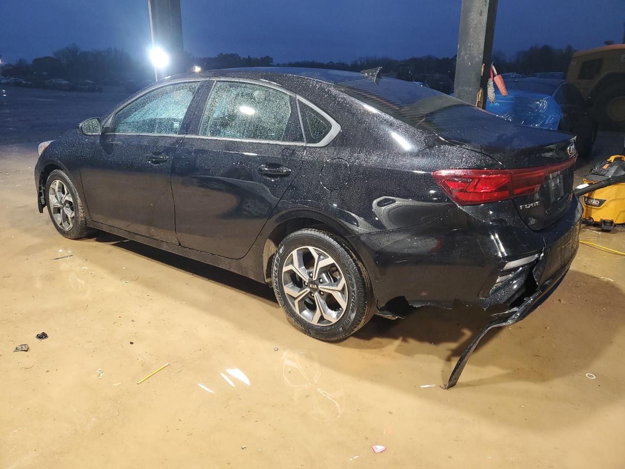 2020 KIA Forte VIN 3KPF24AD4LE233534 Copart auction photo, front end / rear end damage thumbnail 2