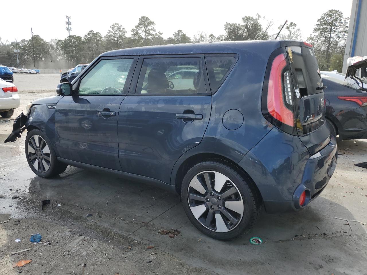 2015 KIA Soul VIN KNDJX3A58F7192747 Copart auction photo, front end damage thumbnail 2