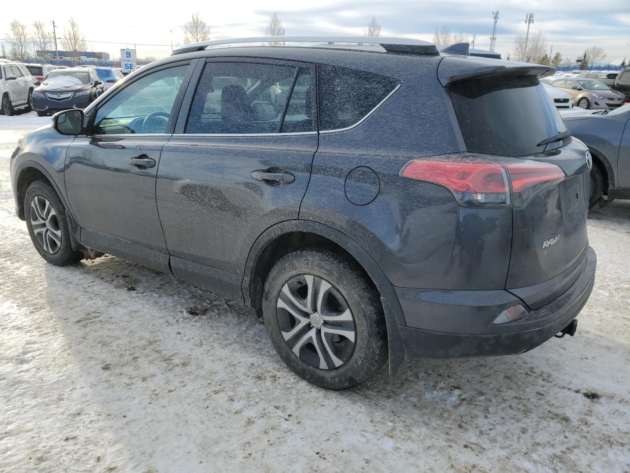 2016 Toyota RAV 4 VIN 2T3BFREV3GW422205 Copart auction photo, water/flood / side damage thumbnail 2