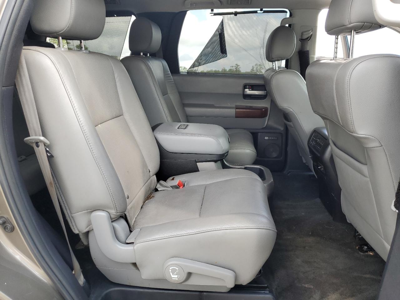 2014 Toyota Sequoia VIN 5TDYY5G17ES054908 Copart auction photo, side damage thumbnail 11