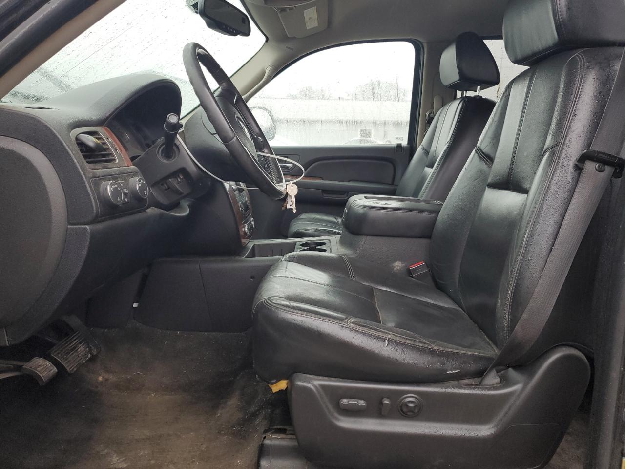 2007 Chevrolet Suburban VIN 1GNFK16377J312839 Copart auction photo, front end damage thumbnail 7