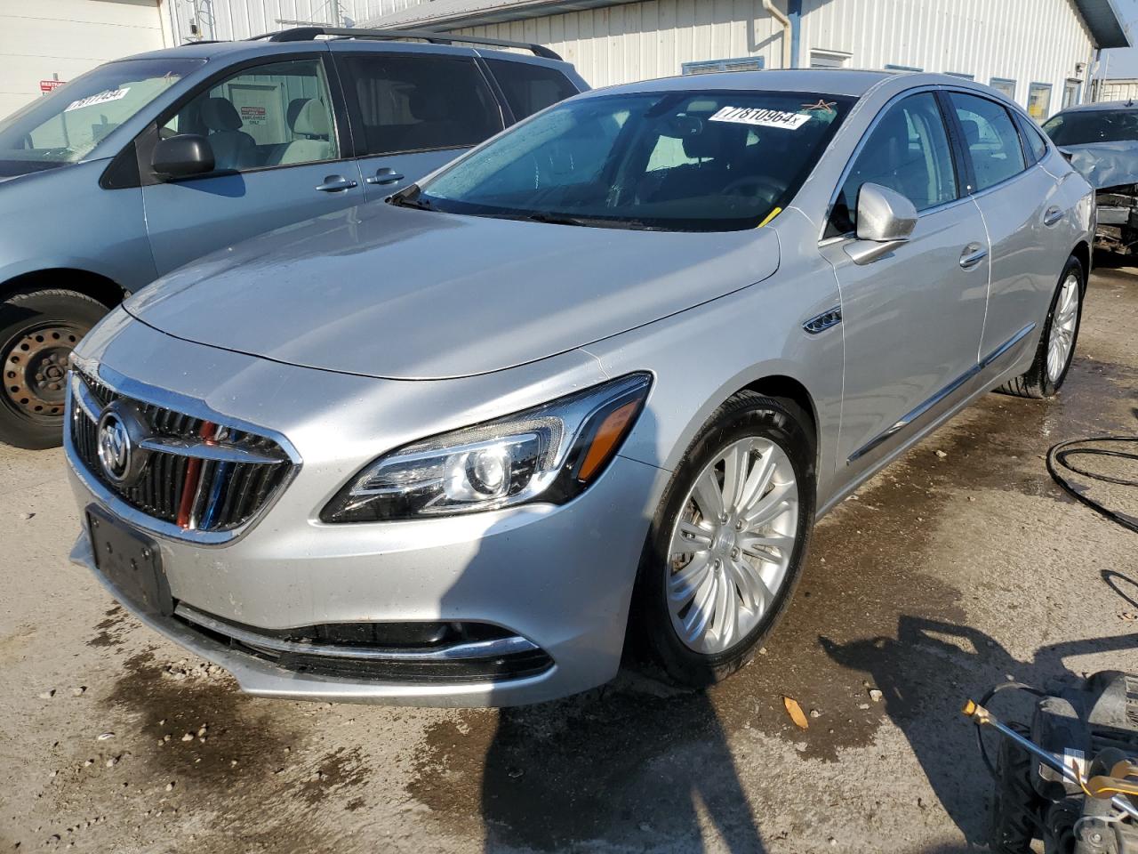 2018 Buick LaCrosse VIN 1G4ZP5SZ0JU130720