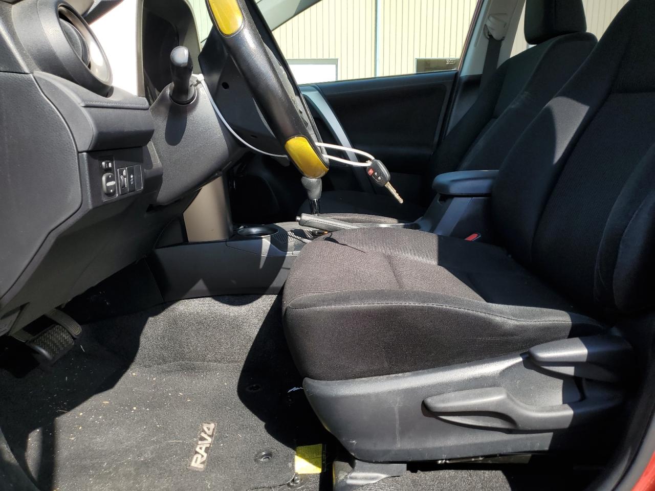 2015 Toyota RAV 4 VIN JTMZFREV9FJ053460 Copart auction photo, front end damage thumbnail 7