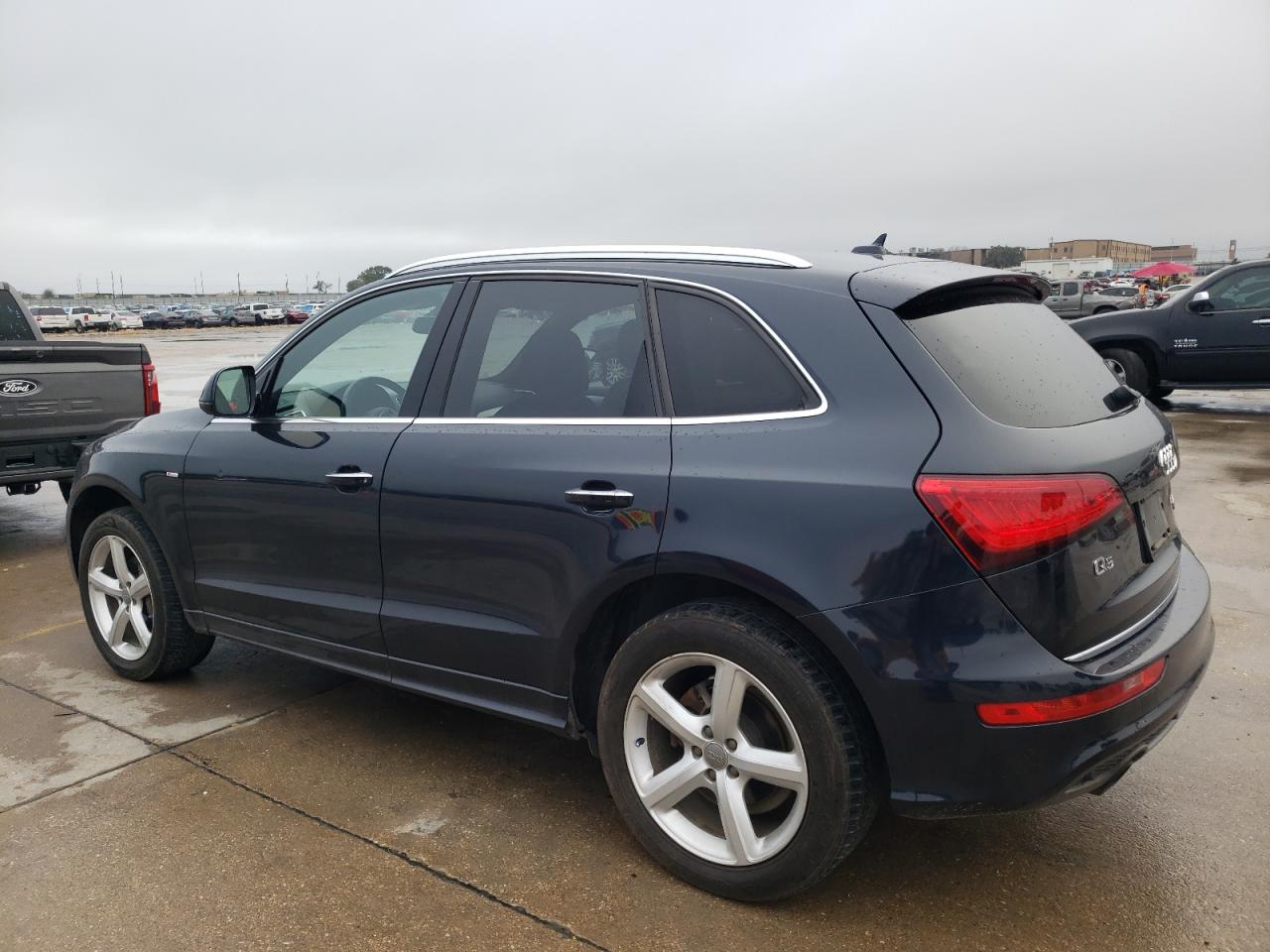 2017 Audi Q5 VIN WA1M2AFP8HA041479 Copart auction photo, front end damage thumbnail 2