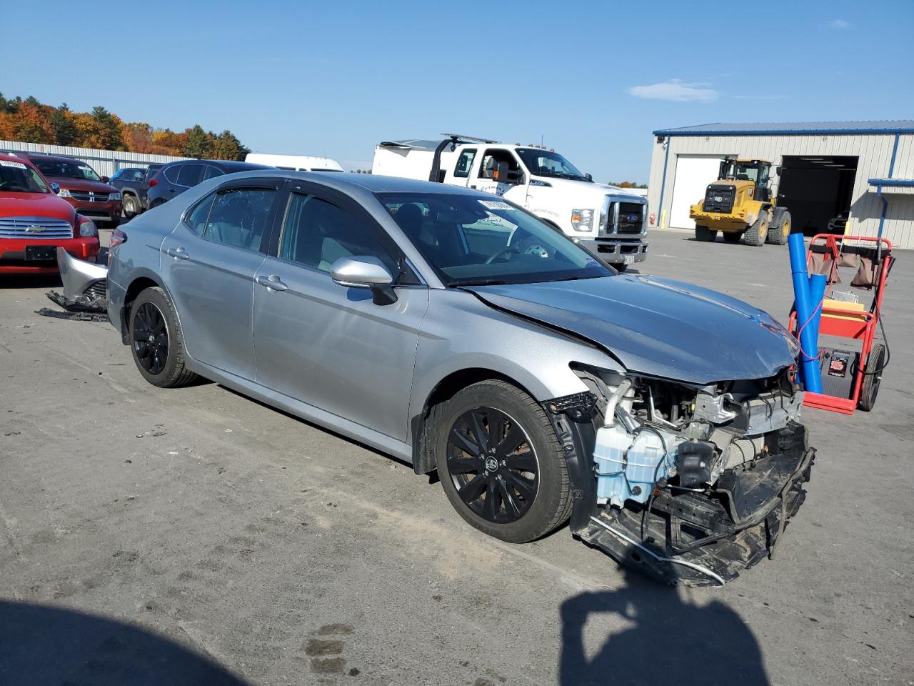 2020 Toyota Camry VIN 4T1L11AK2LU917644 Copart auction photo, front end damage thumbnail 4