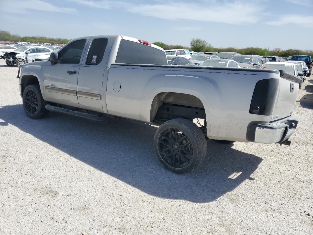 2007 GMC Sierra VIN 1GTEC19037E554474 Copart auction photo, undercarriage damage thumbnail 2