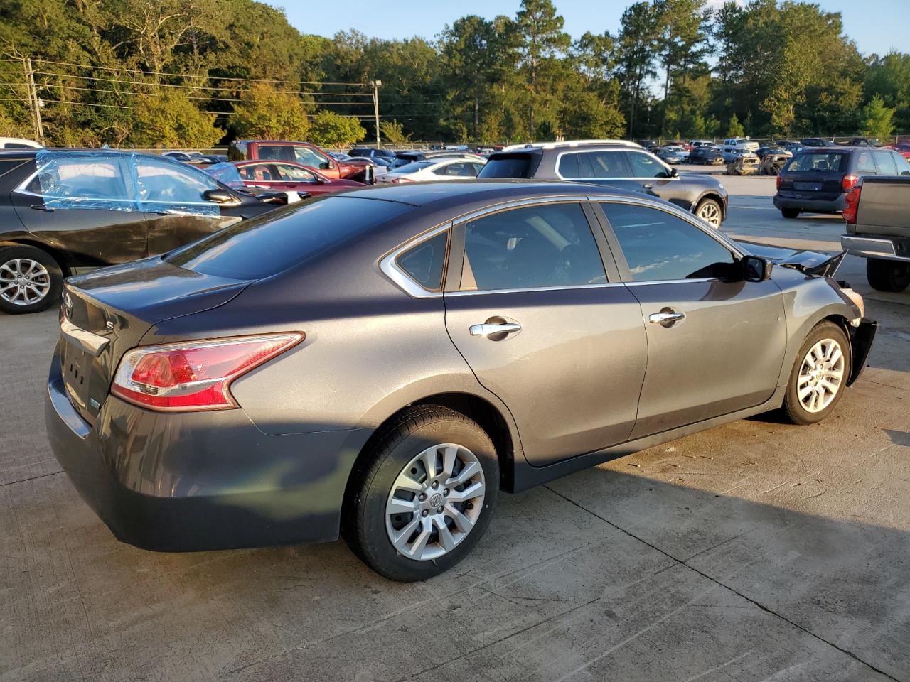 2013 Nissan Altima VIN 1N4AL3AP3DC298630 Copart auction photo, front end damage thumbnail 3